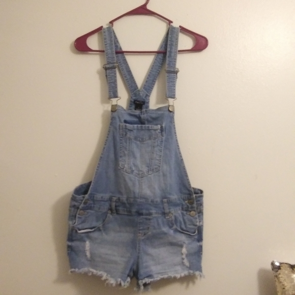rue 21 overall shorts